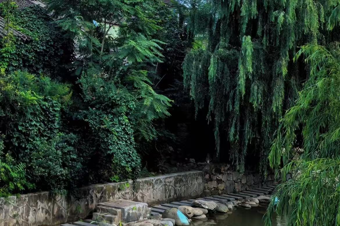 Yungai Temple Ancient Town